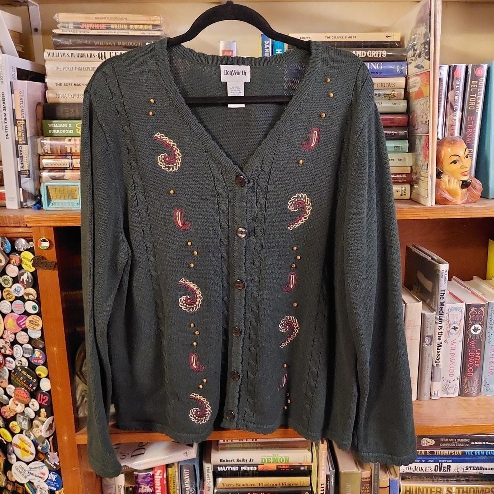 BonWorth Vintage Green Paisley Embroidered Cardigan Wooden Beads Size M